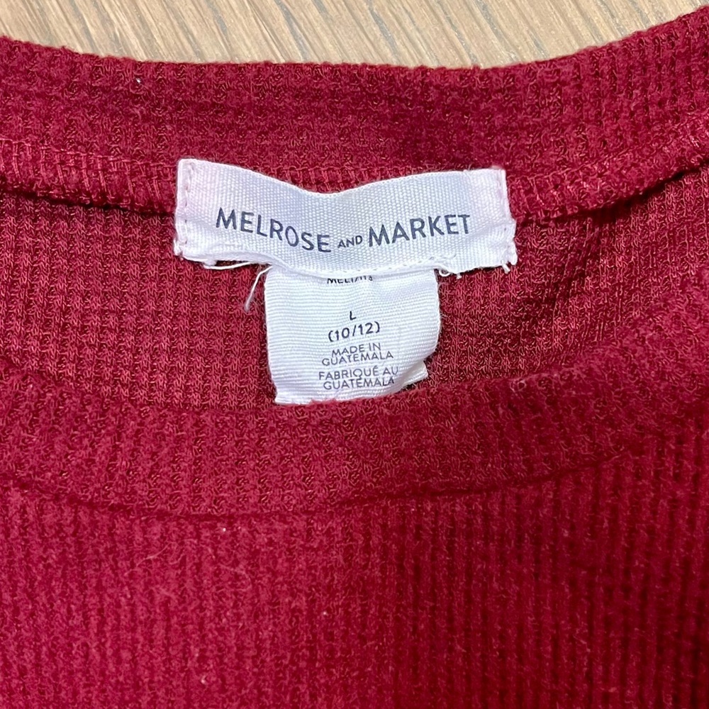 MELROSE AND MARKET Long Sleeve Tiered Dress in
RED OCHRE. Size L (10-12). - Picture 3 of 4